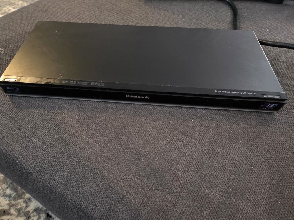 Panasonic DMP-BDT110 Blu-ray player