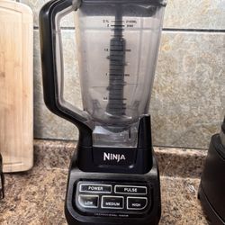 Ninja® Professional Blender 1000W BL610