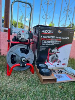 RIDGID K-400 Drain Cleaner
120-Volt Drum
Machine with 3/8" C-32IW Cable