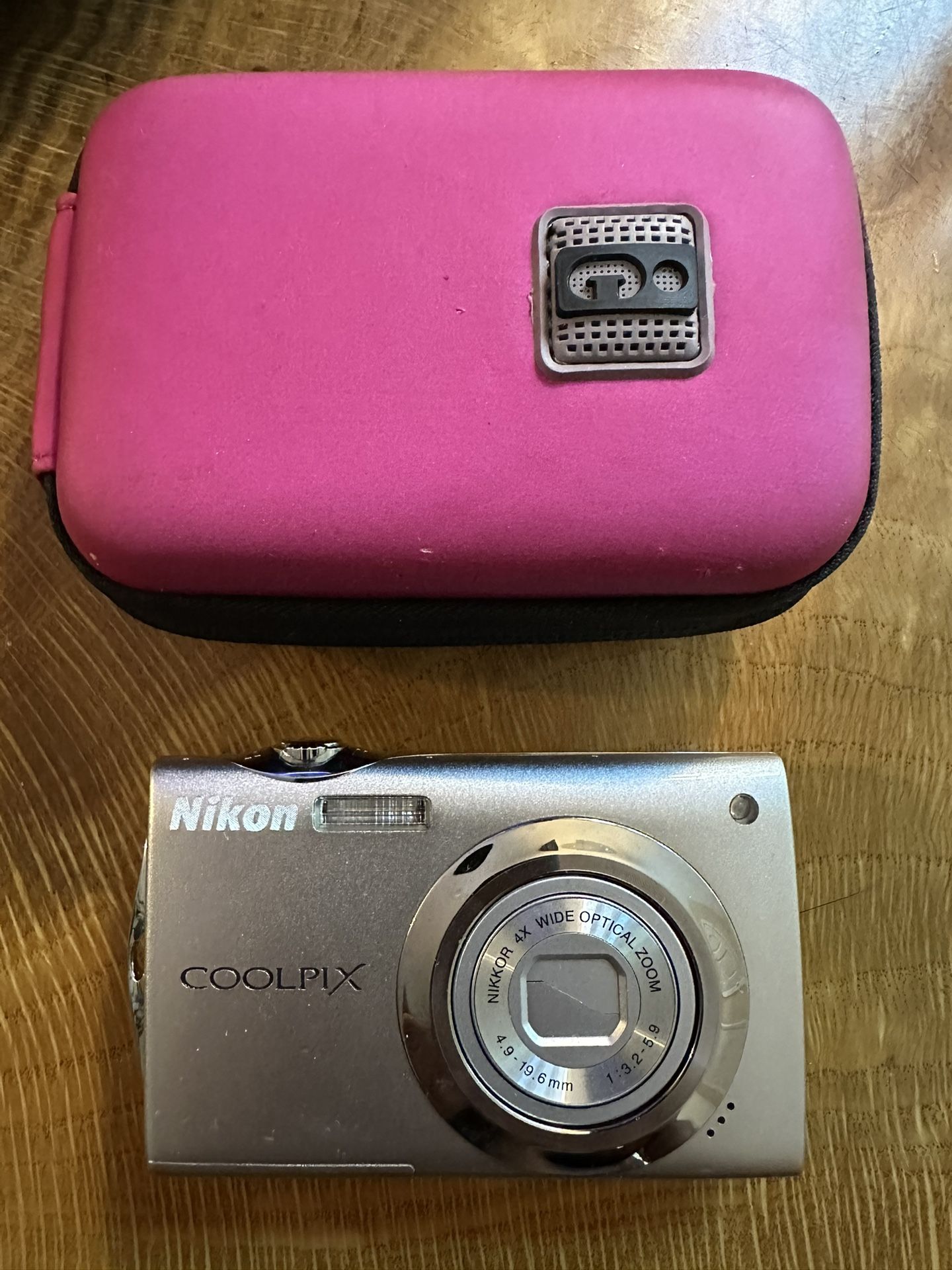 Nikon COOLPIX S4000 12.0MP 4x Digital Camera