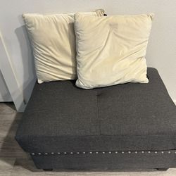 Grey Nail headed Sectional With Ottoman. Pillows Included!