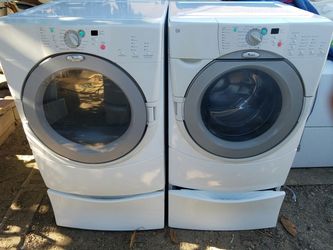 Washer and dryer good condition