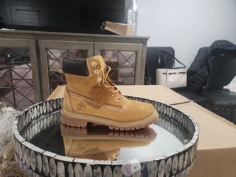 Timberlands Boots Size 4