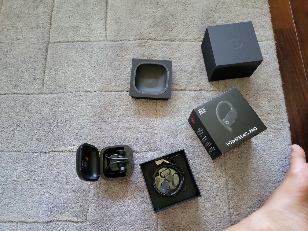 POWER BEATS PRO