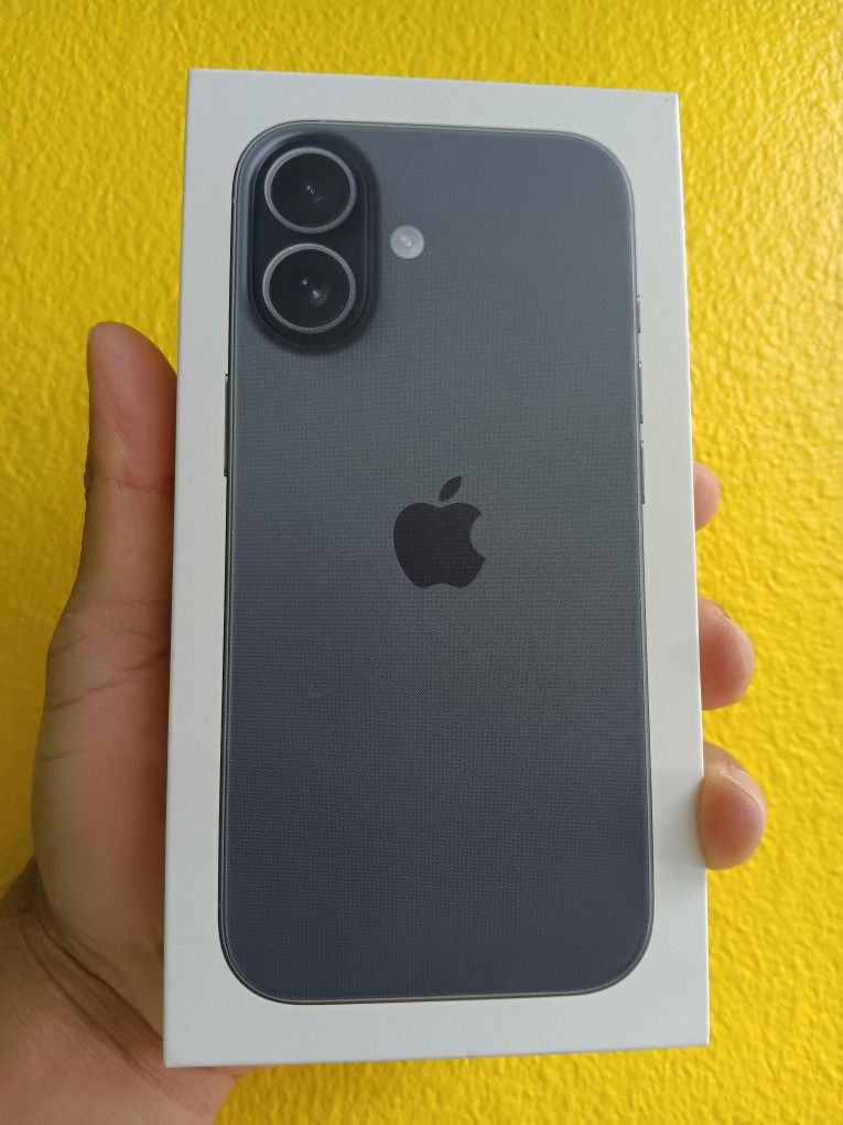 (SEALED) iPhone 17 256gb Cricket/boost/metro/tmobile