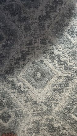 Area rug 5”4x7ft