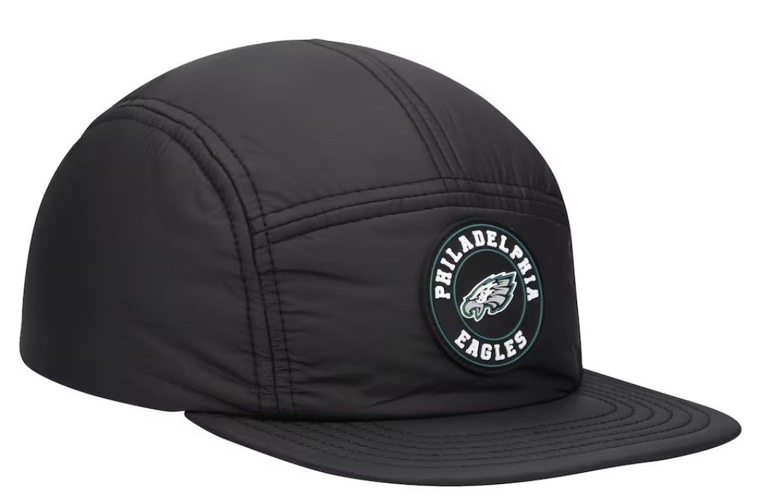 PHILADELPHIA EAGLES BRAND NEW NEVER WORN OSFA