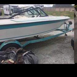 1990 Ski Boat