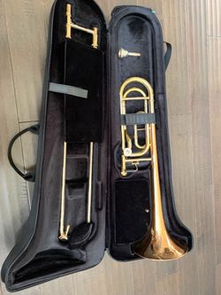 Eastman Trigger Trombone with F-Attachment and backpack case for easy transport