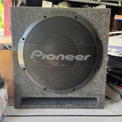 Preamp Subwoofer Pioneer 12”