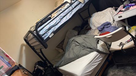 Black bunk bed metal