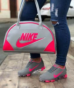 Nike shoes and bag set
