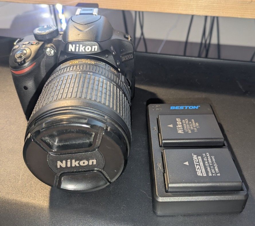 Nikon D3200 + Lens & 3 Batteries