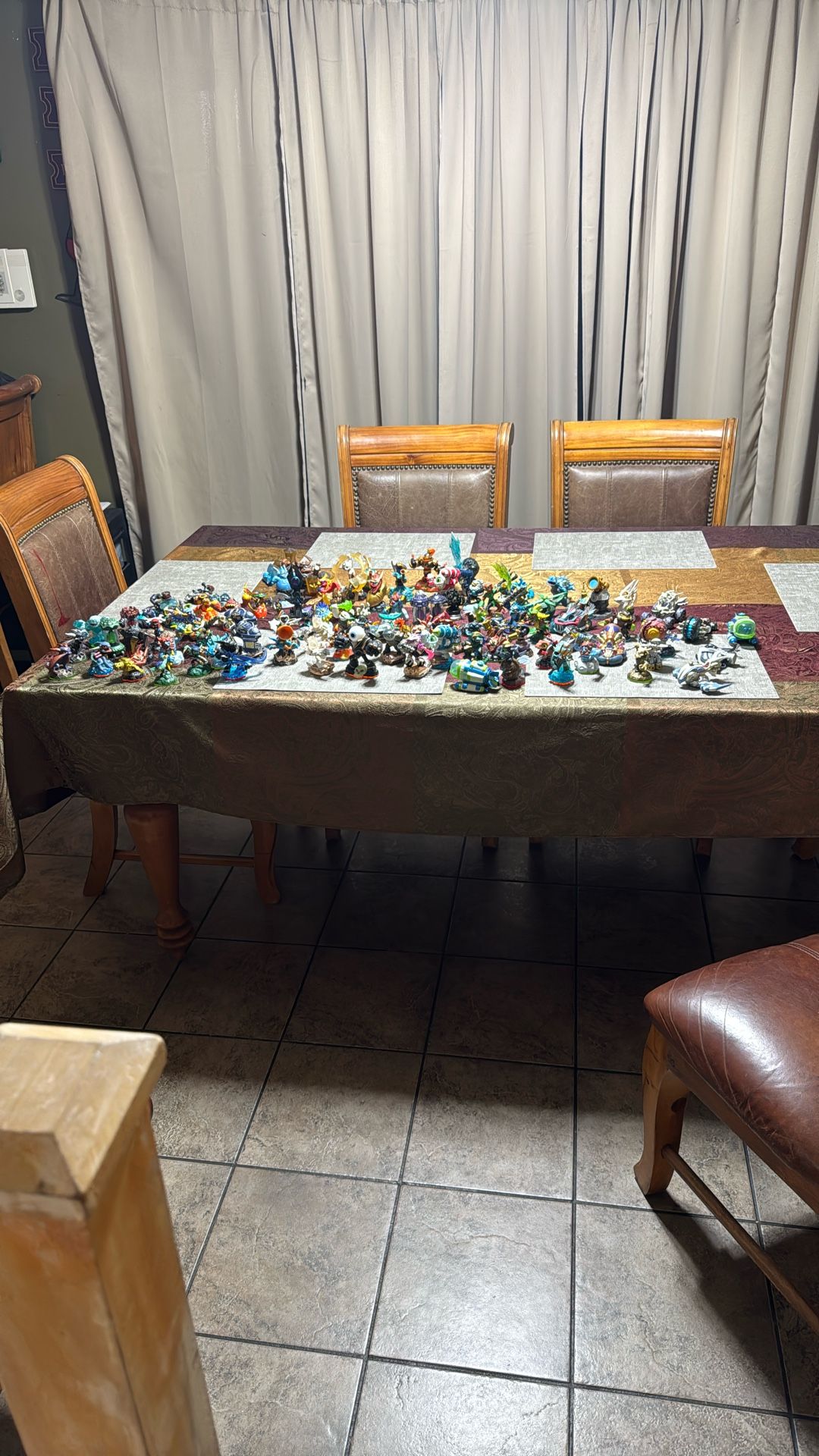 HUGE skylanders Lot ( Collection )