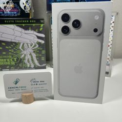 iPhone 17 Pro Max 256gb Verizon 100%🔋Health Sealed #0401