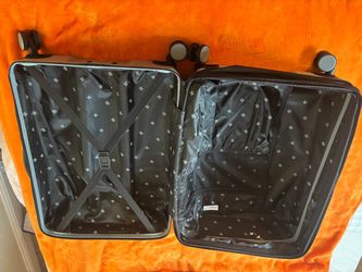 Large Hard shell suitcase