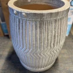 Brand New 120 Lb Gray Ceramic Garden Planter Emissary Home 25” Pot U