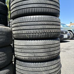 255/40/20 Vendo Set De Tires Nueva Con 50,000 Millas Se Garantía 