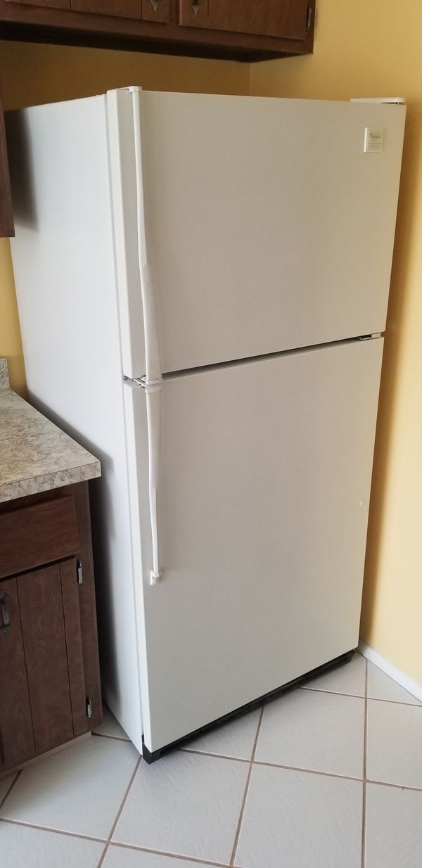 Whirlpool Top Freezer Refrigerator For Sale In Wheeling, Il - Offerup