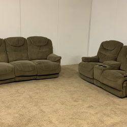 Recliner Couch And Loveseat *Free Delivery**