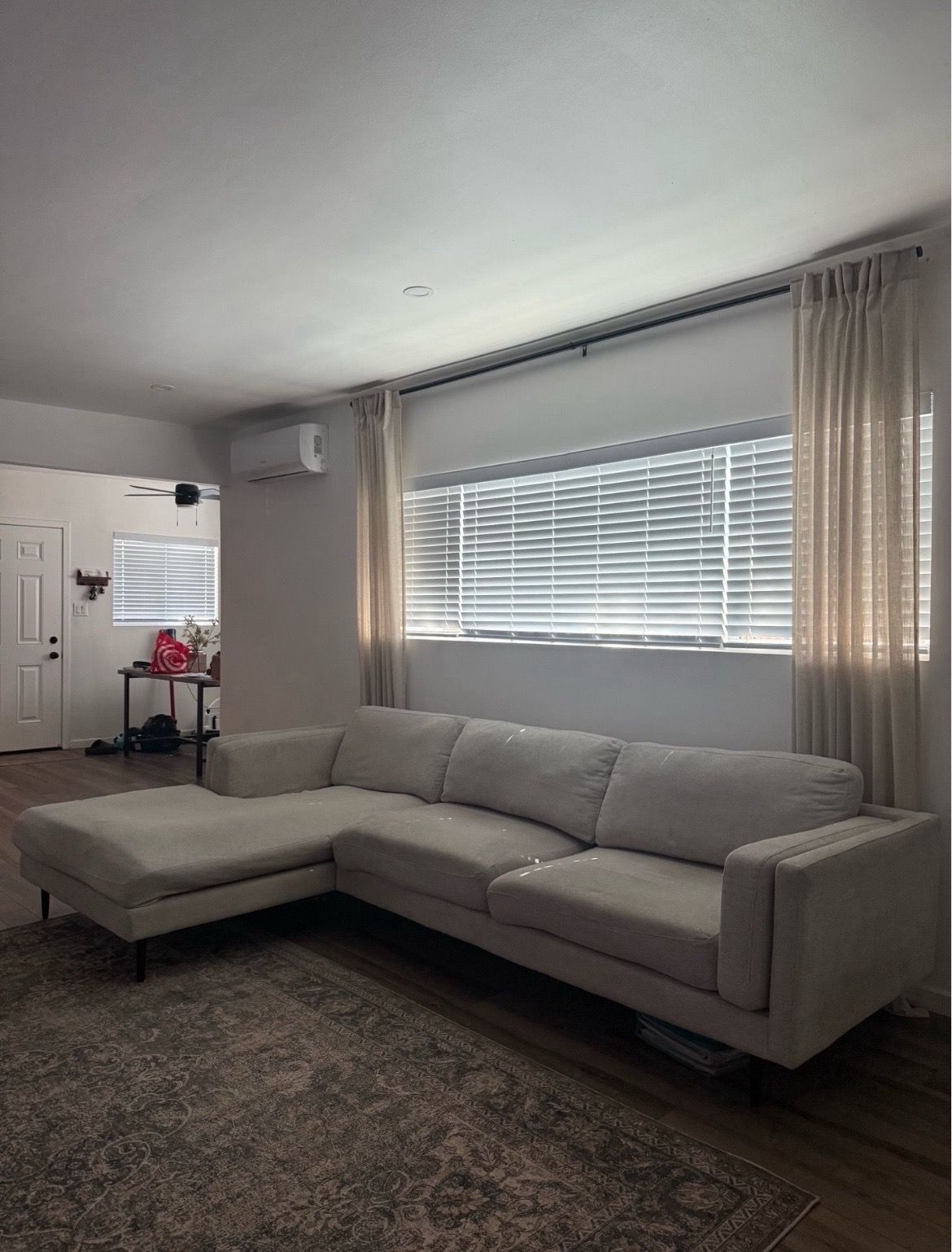 Sectional Couch FREE DELIVER