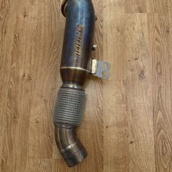 Spool Catless Down pipe B58 X5