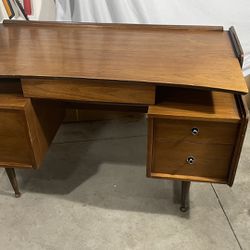 Hooker Vintage Desk