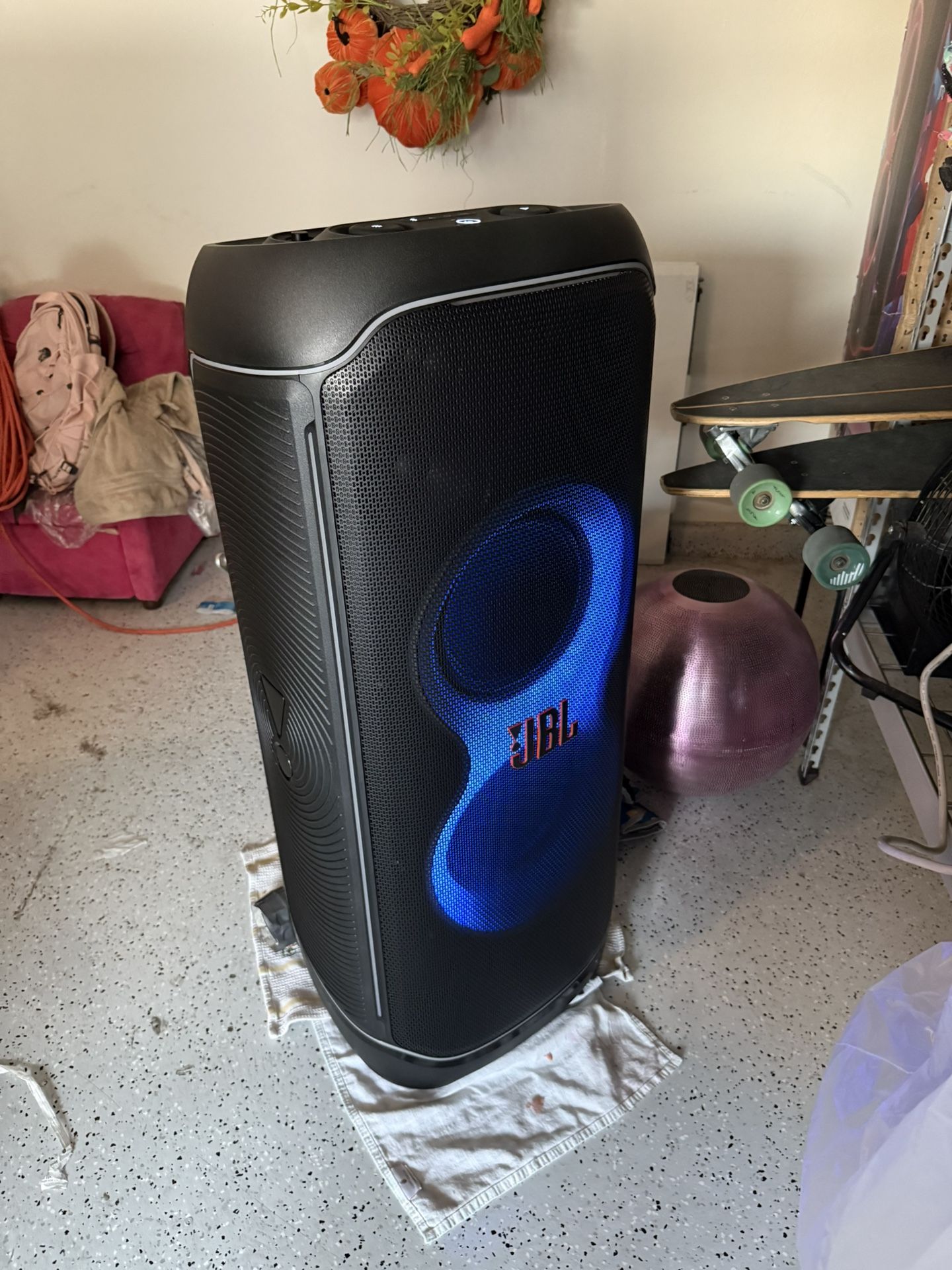 JBL Partybox 710