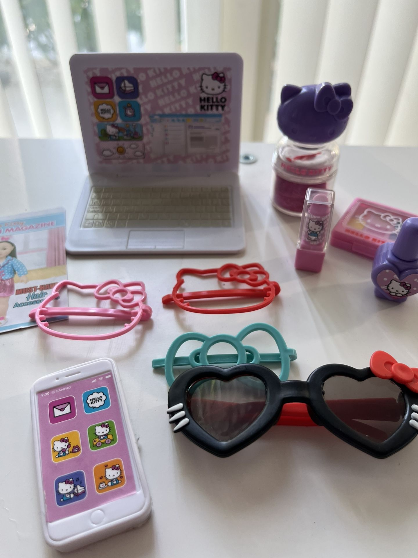 Hello Kitty 18 Inch Doll Set
