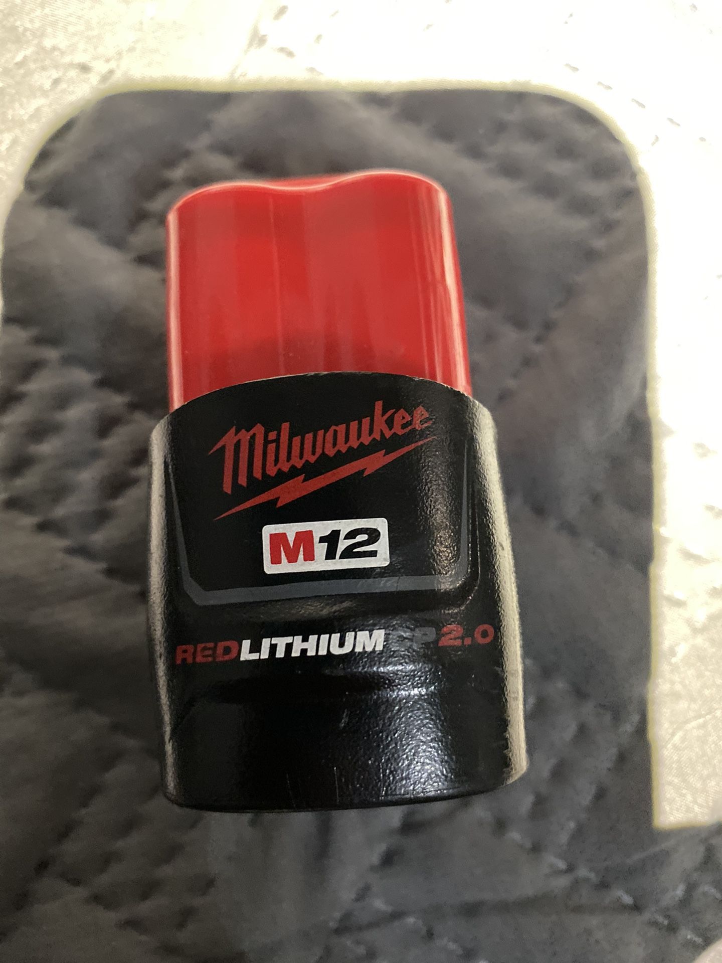 Milwaukee battery 2.0