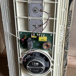 In wall Speakers