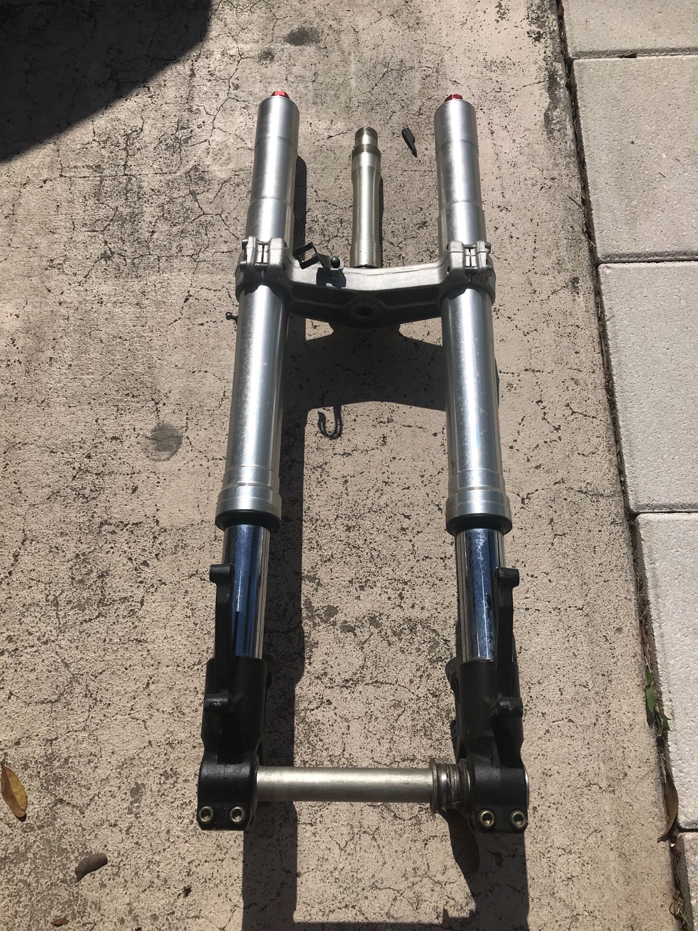 Kawasaki 636 complete forks and triple treeand front axle