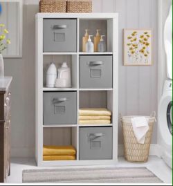 BRAND NEW IN BOX CUBIC ORGANIZER WITH BINS INCLUIDED