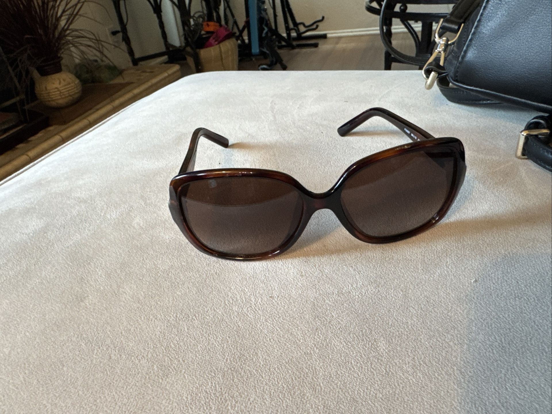 Fendi Sunglasses, FS5227 Polished tortoise Brown  56-15-130, Plastic,Italy Used