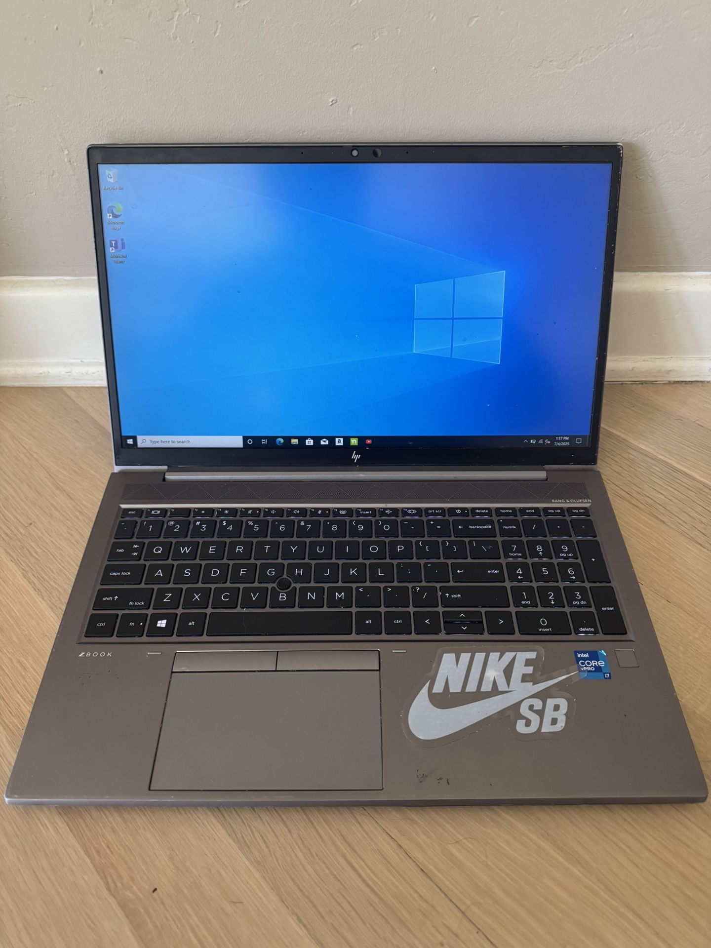💻 HP ZBook Firefly 15 G8 – i7, 16GB RAM, 512GB SSD – Like New! 💻