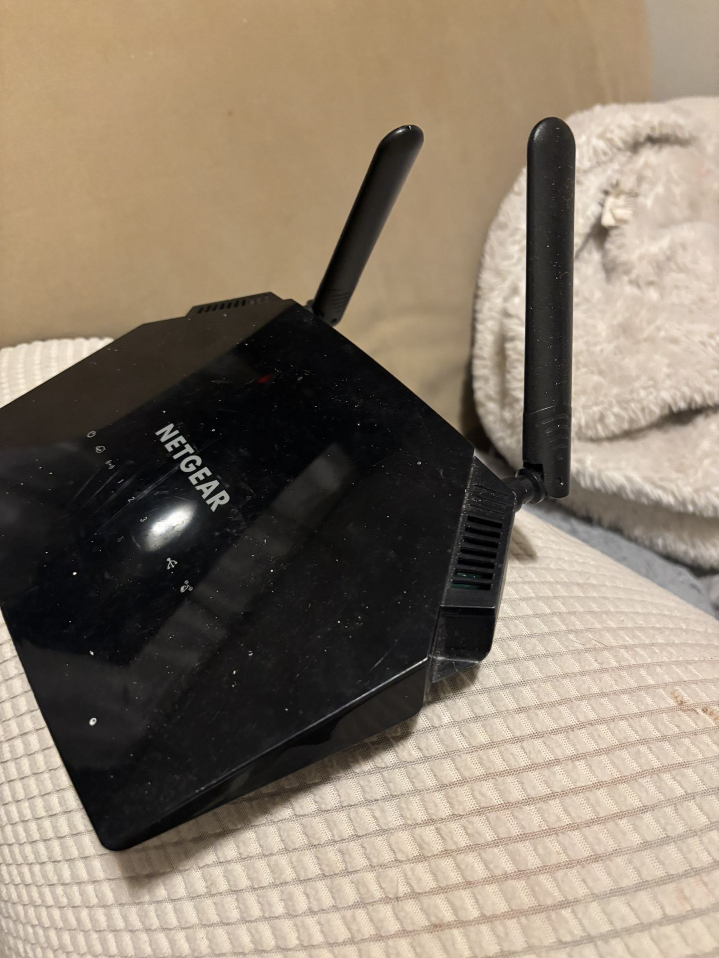 Netgear Smart WiFi Router Ac 1200