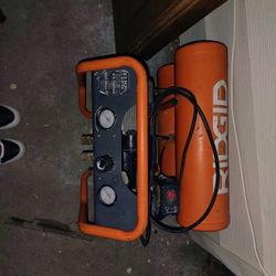 4.5 Gallong Rigid Air Compressor 150PSI