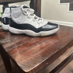 Jordan 11s size 9