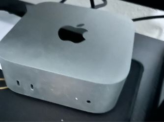 Mac mini (2025) with 32gb Ram and 2tb