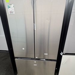 Samsung Bespoke Refrigerator In Stainless Steel