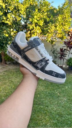LV Trainer Grey Shoes