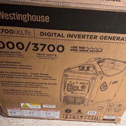 Westinghouse WH3700iXLTc Recoil Start 3700-Watt Single Fuel (Gasoline) Inverter Generator Camper Ready Brand new