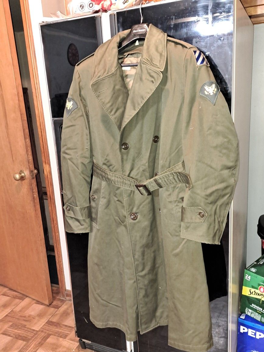 1952 Trench Coat Worn In Battle WW1 Has Inner Wool Liner