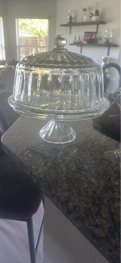 Glass Cake Stand with Dome Lid