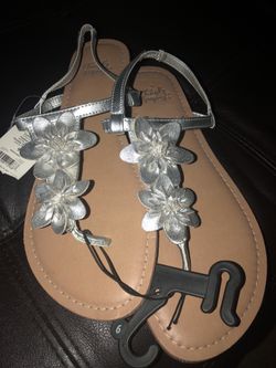 Women’s sandals