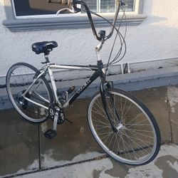 Men's 700c Trek 7000 Hybrid Bike 