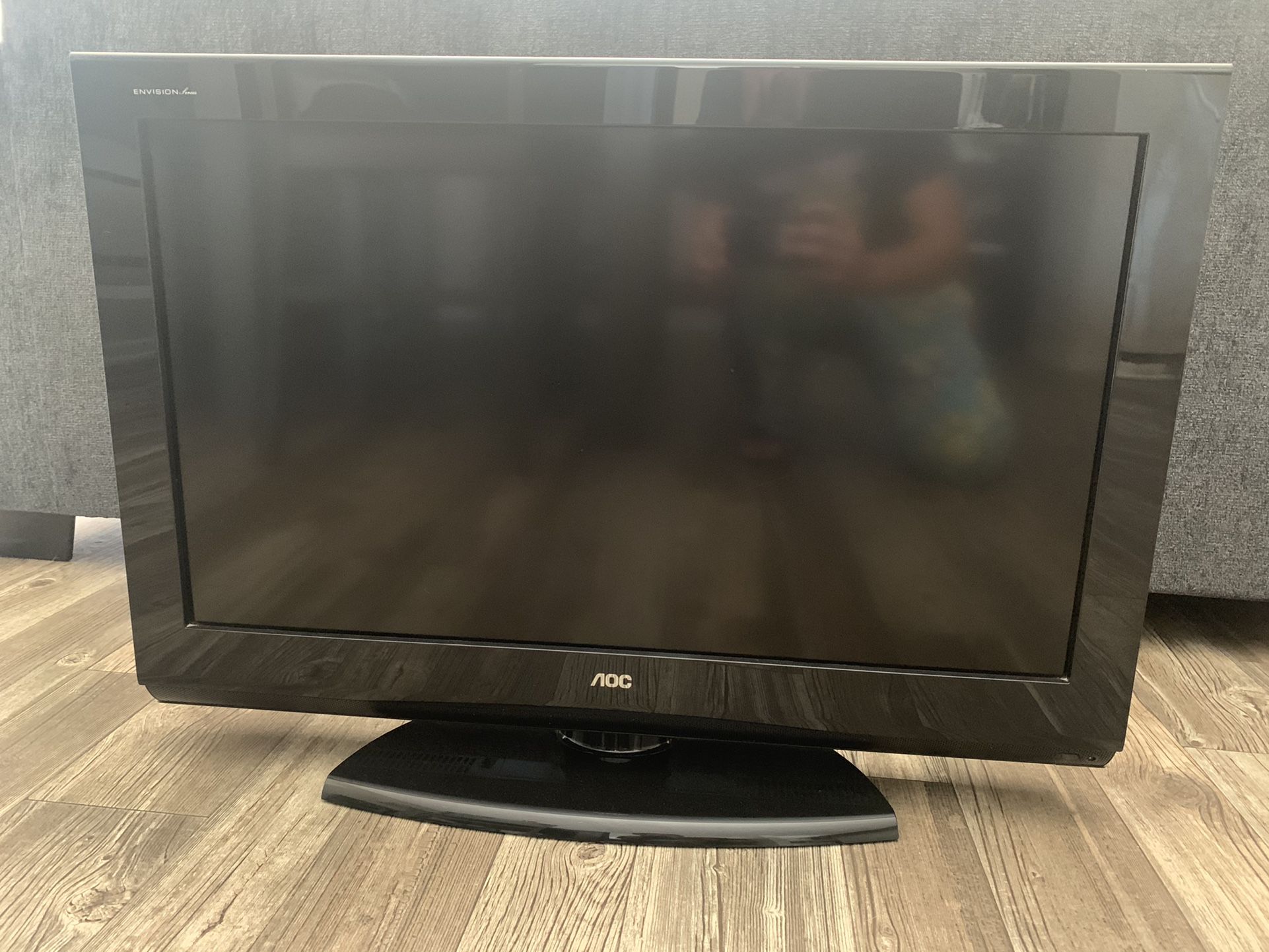 32 Inch Television TV