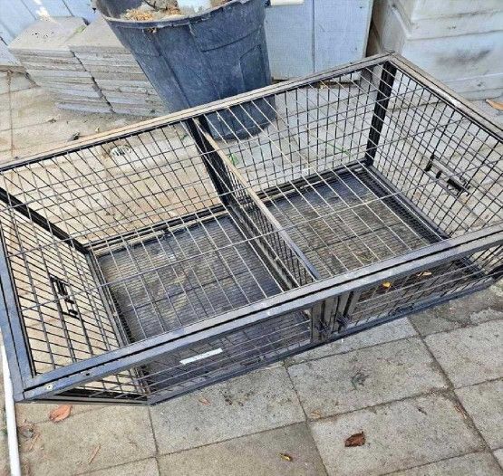 method someone Pet Cages in Different Options to Fit Every Pet Size
