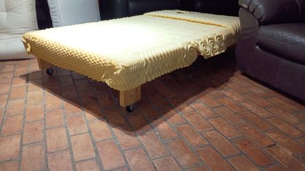 Full size wooden bedrame
