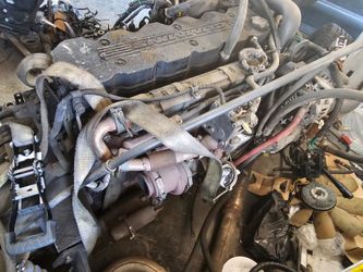 Cummins ISB 5.9L diesel engine